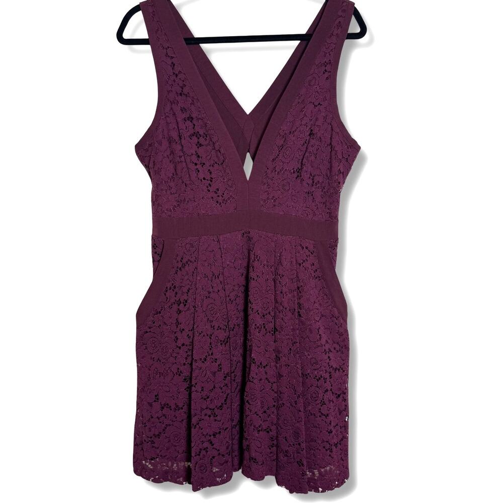 Free People Berry Crush Lace Cut Out V Neck Lined Pocketed Short Dress, M
